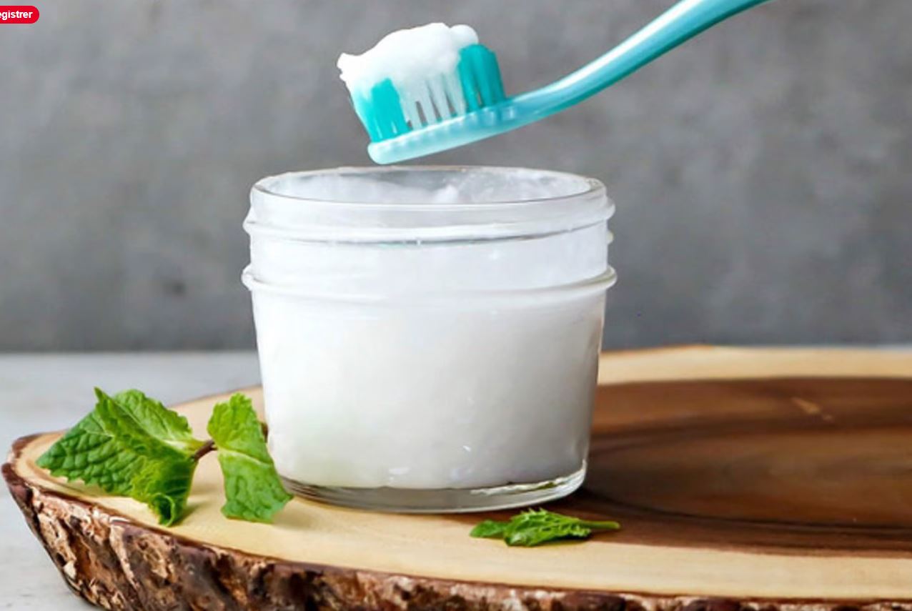 Pâte à dents blanchissante